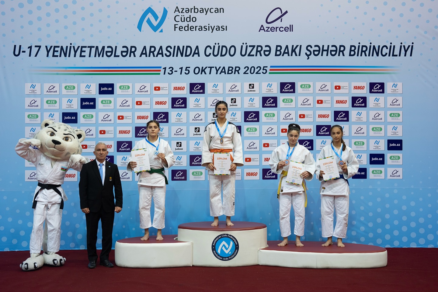 Daha 6 çəki dərəcəsində medalçılar müəyyənləşib