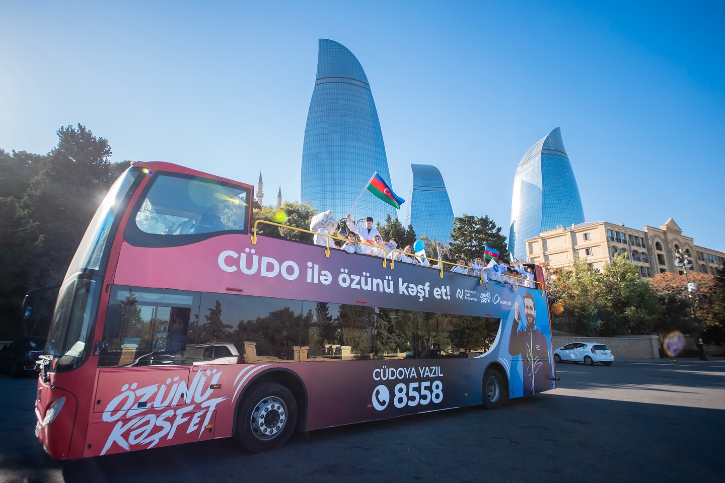 Azərbaycan Cüdo Federasiyası xüsusi avtobusla “Şəhər turu” həyata keçirib