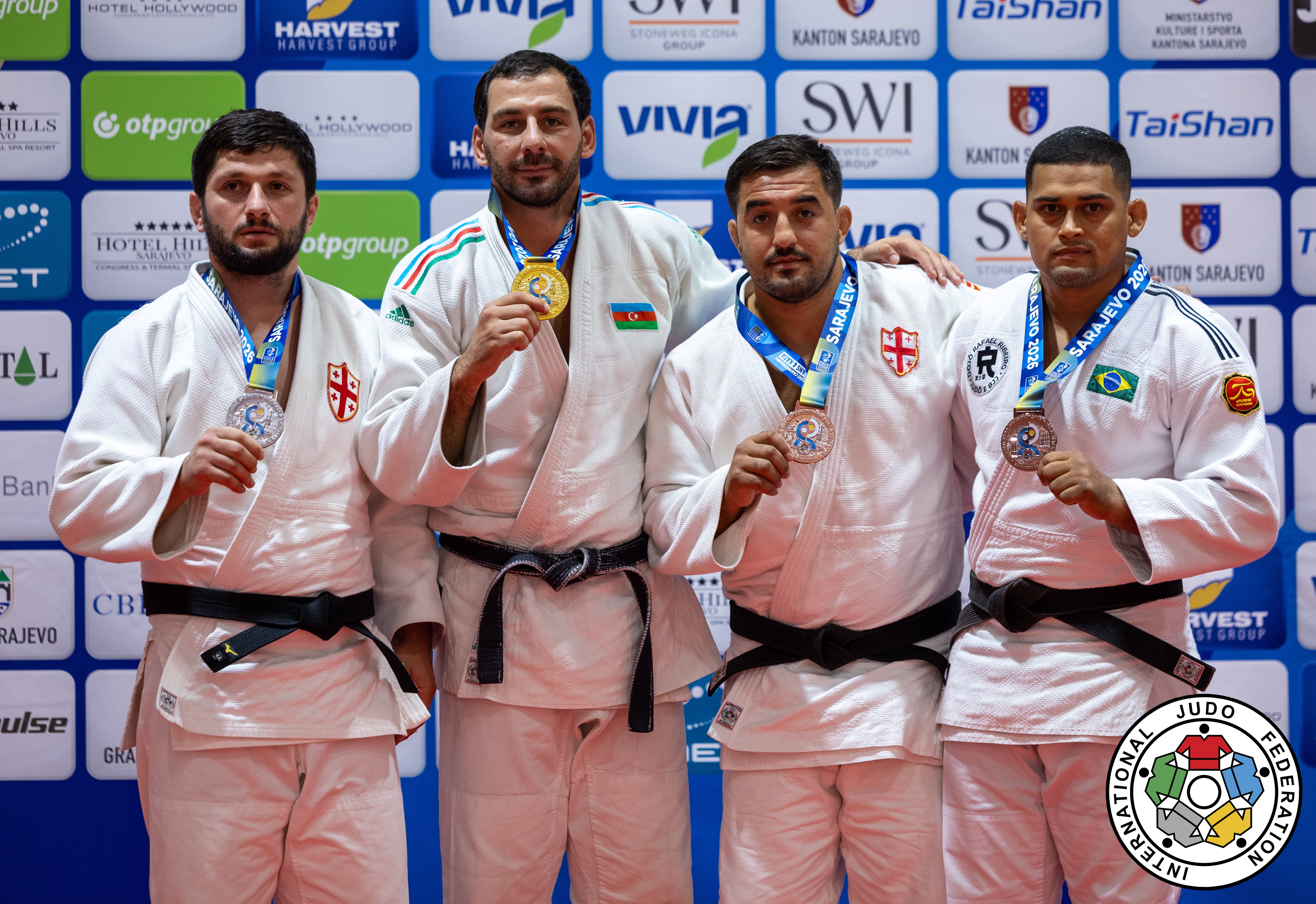 Azərbaycan veteranlar arasında dünya çempionatına 1 qızıl və 3 medalla başladı