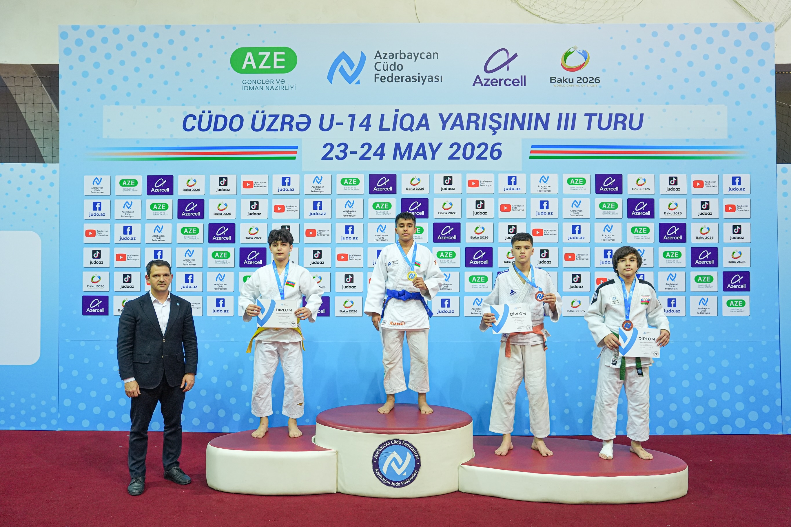 U-14 Liqa yarışının III turu start götürdü
